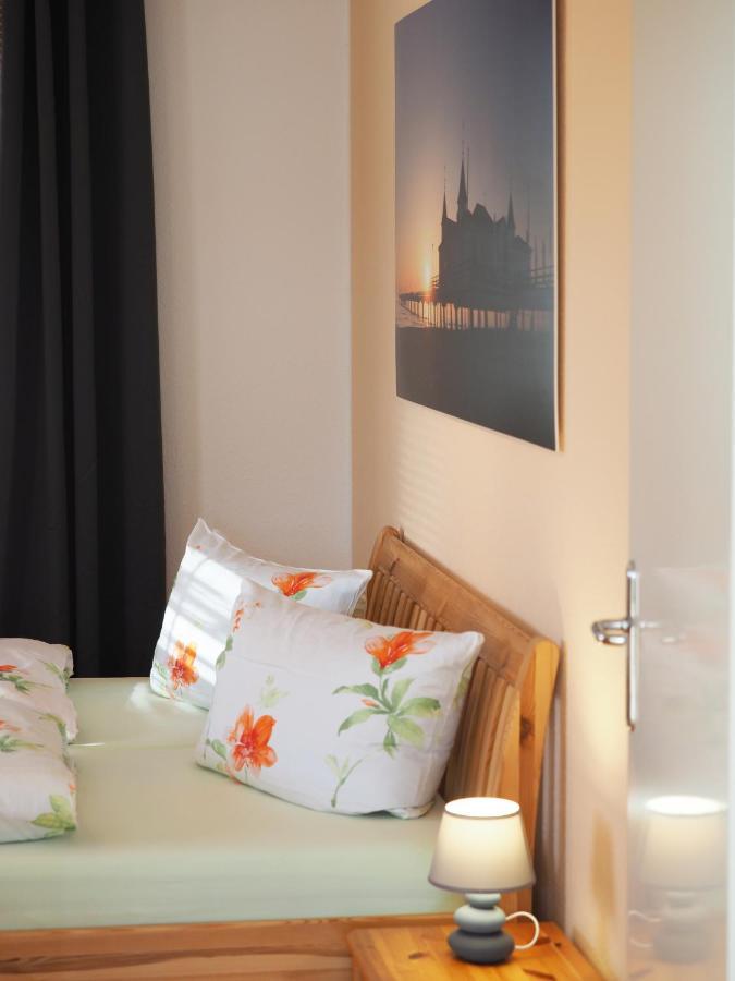 Ferienwohnung "Sonnenblick" 塞巴特黑灵斯多夫 外观 照片